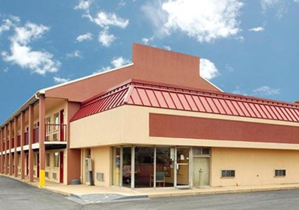 Econo Lodge Northeast Reading Eksteriør billede